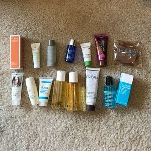 Deluxe skincare samples