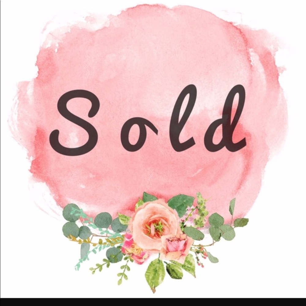 Items past this point are sold 💕💕