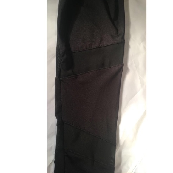 🔥1 MORE ✨ mesh sided workout leggings ⚪️ - Picture 4 of 5