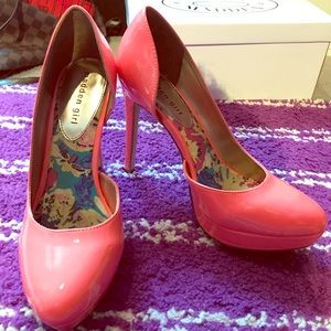 Barely worn Madden girl coral heels