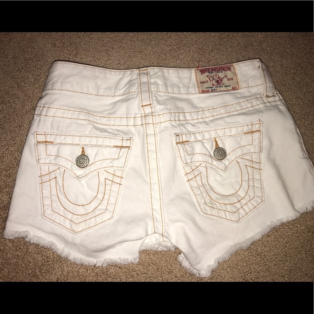 SOLD True religion white shorts - Picture 1 of 2