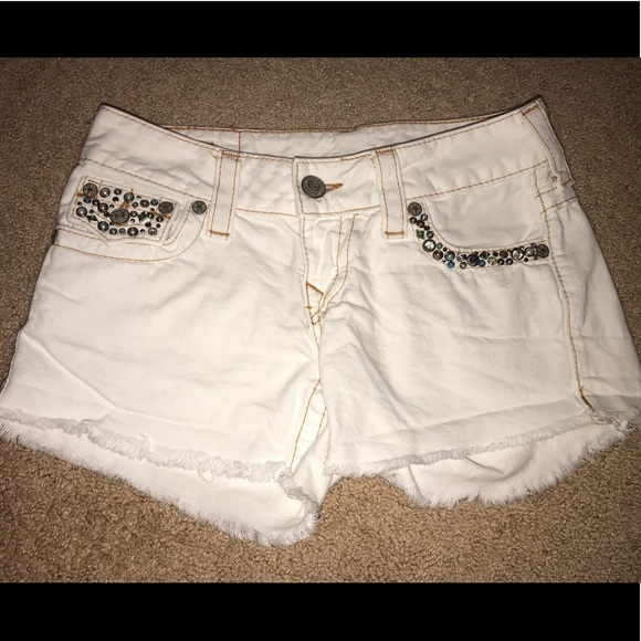SOLD True religion white shorts - Picture 2 of 2