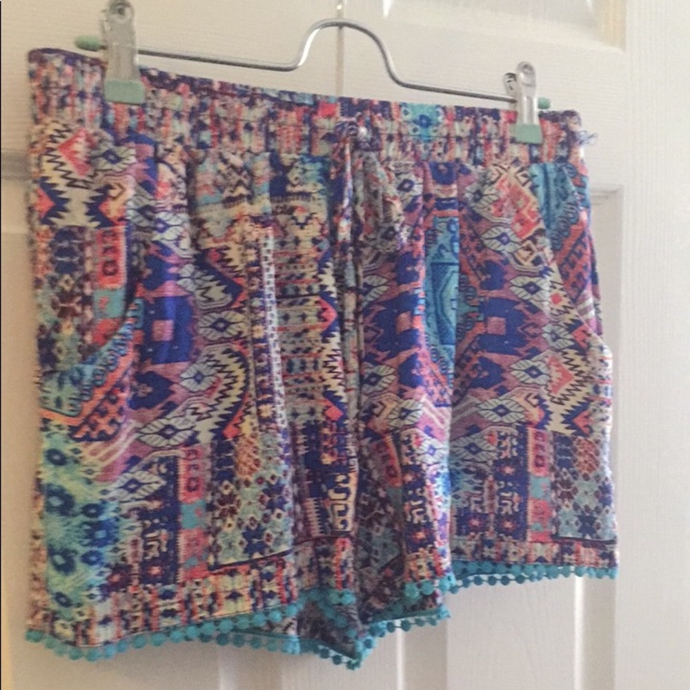 Print shorts