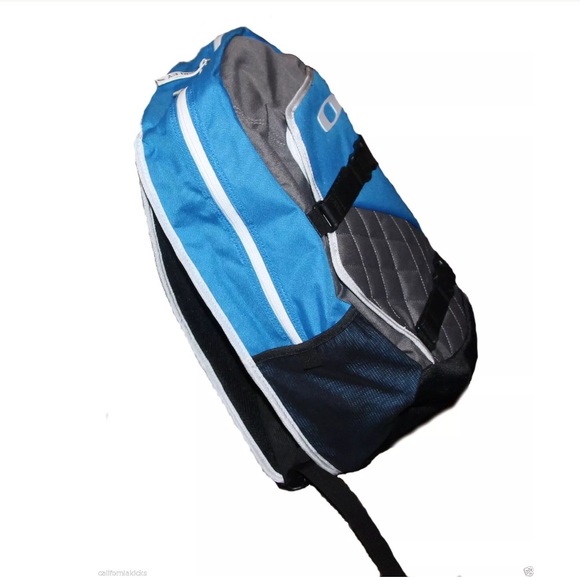 Oakley Adult Streetman 2.0 Backpack Blue Grey - Picture 3 of 4