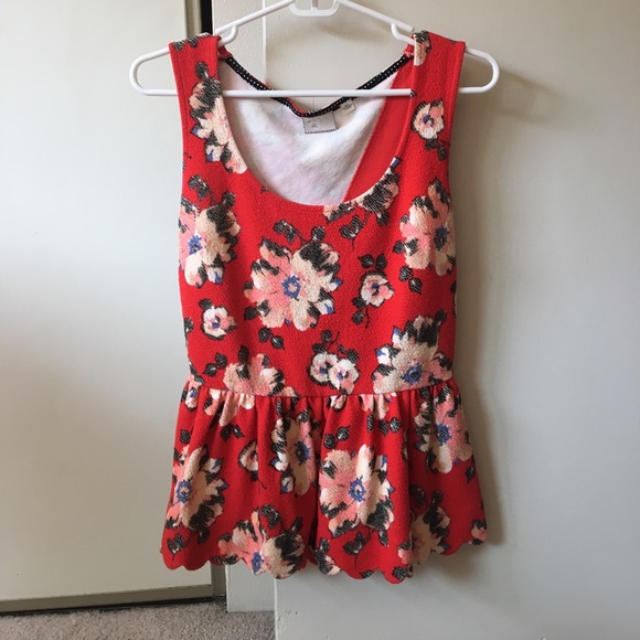 Anthropologie Tops - Anthropolgie: 9-H15 stcl Clovelly Red Top sz S