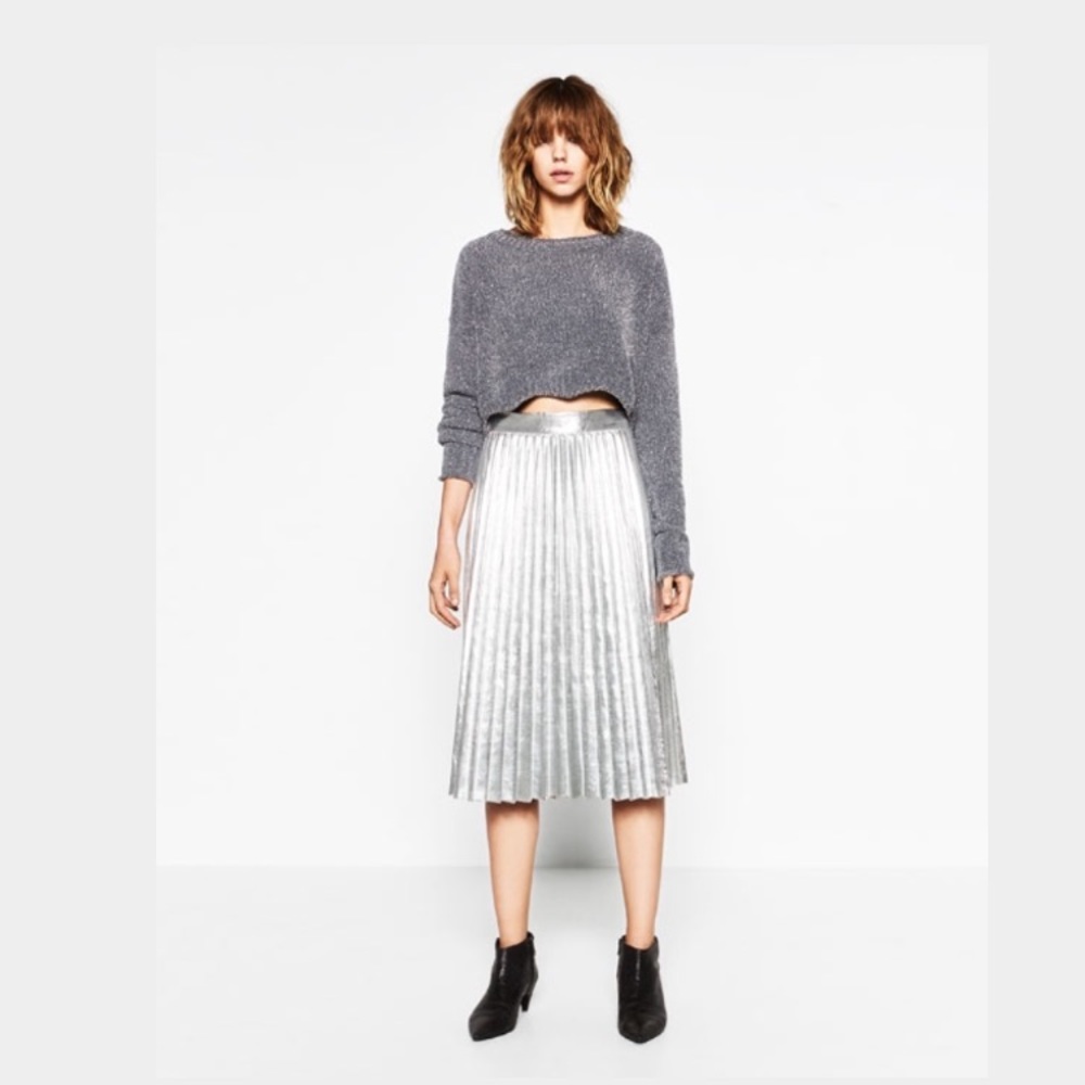 Grey sparkly crop top knit sweater