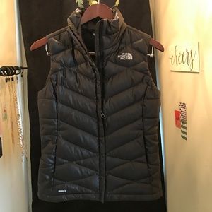 North Face black vest, size XS. Like new condition