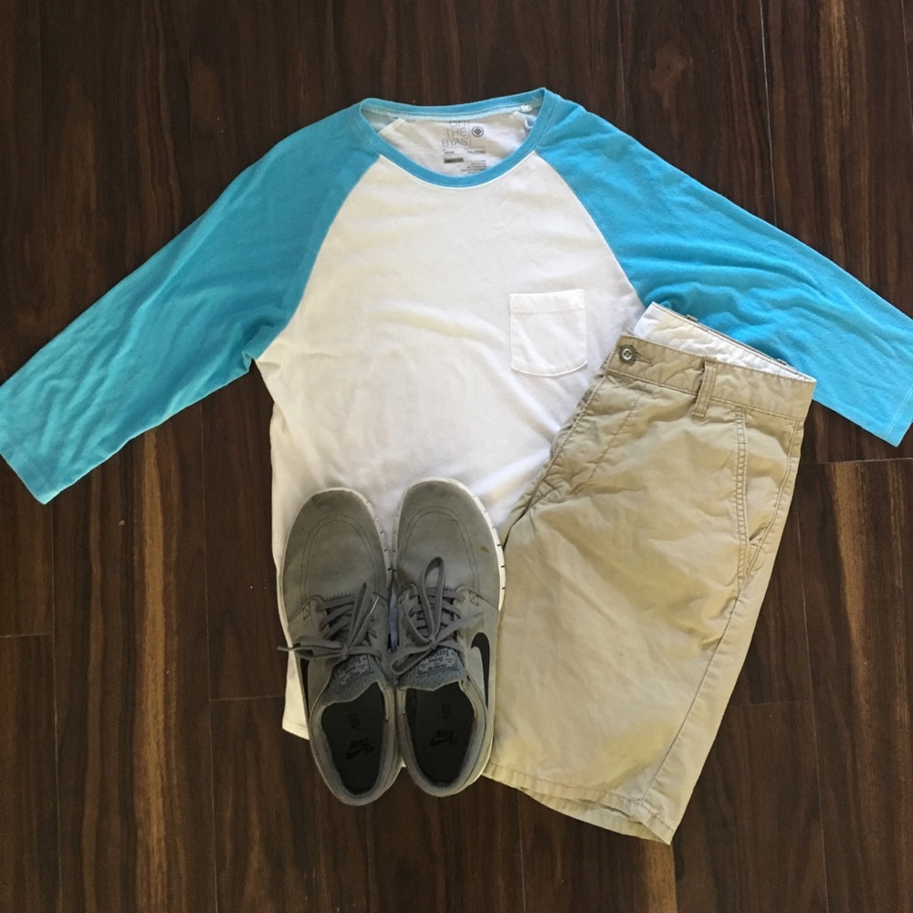 🚨3 for $12🚨On The Byas 3/4 Sleeve T-Shirt