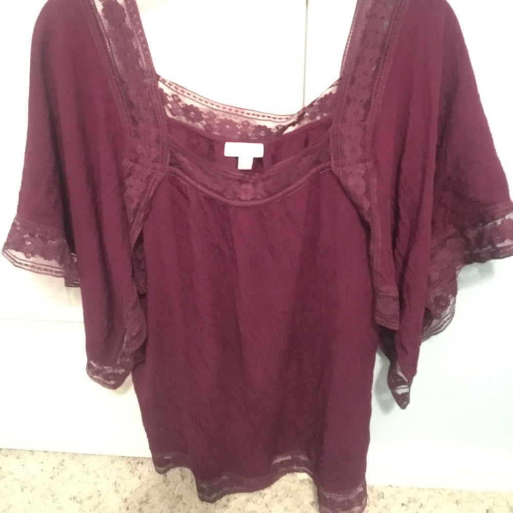 Cute purple blouse!