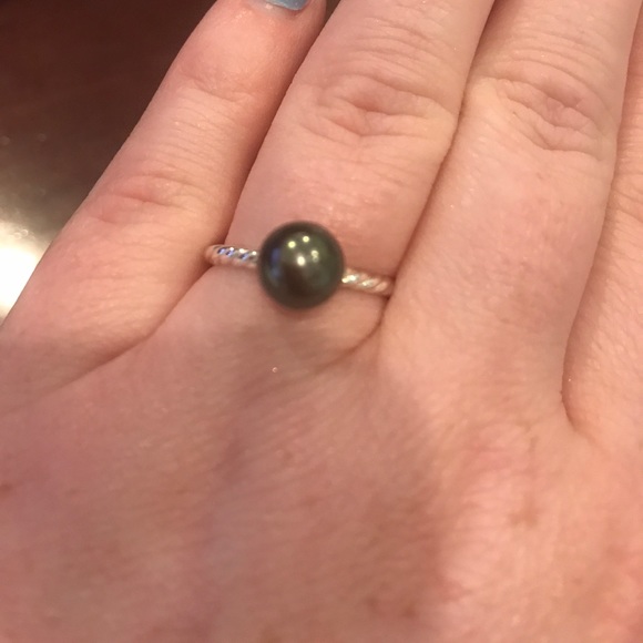 Tahitian Pearl & sterling Silver Ring