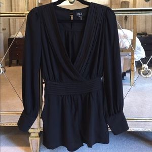 Very J Black Long Sleeve Romper Small