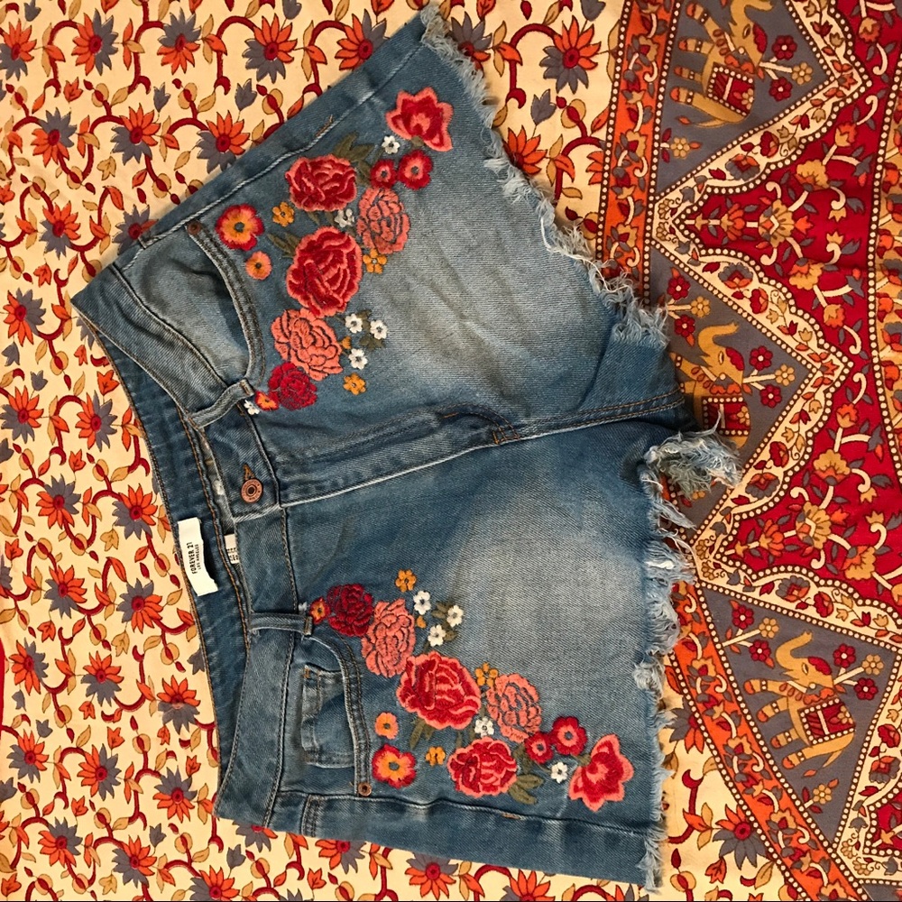 floral embroidered shorts