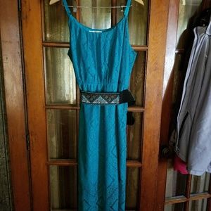 Green lace maxi dress