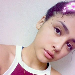 Meet your Posher, Cassandra