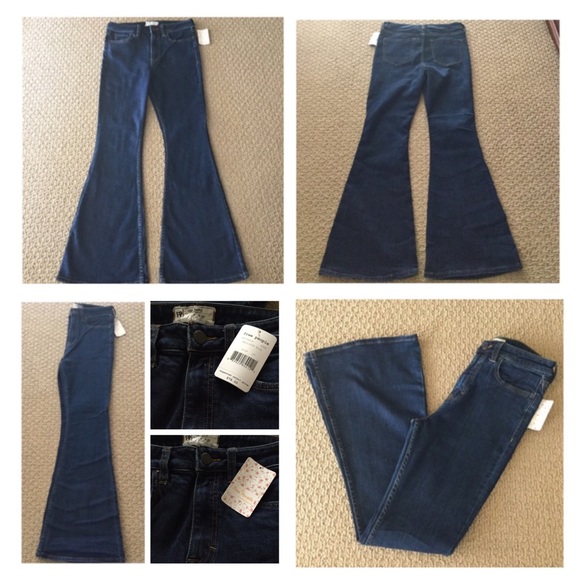 Free People High Rise Stretchy Flared Jeans. NWT. - Picture 4 of 7