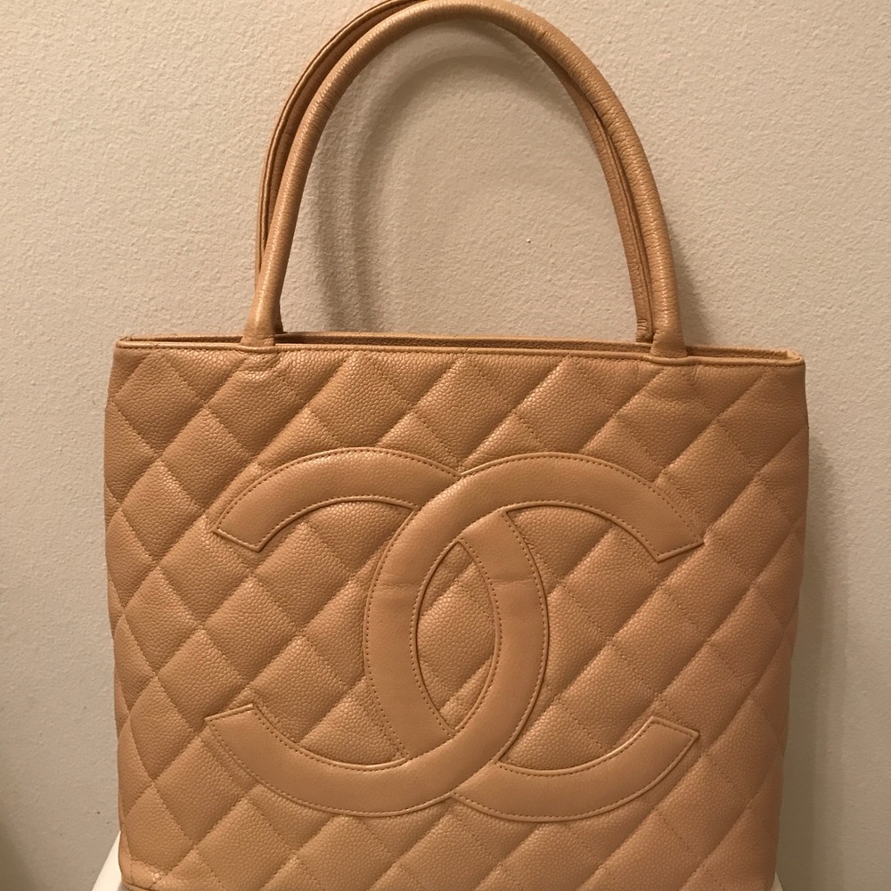 Authentic Chanel Medallion Caviar