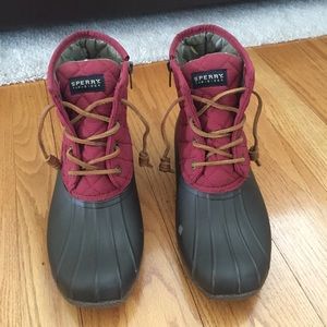 red quilt sperry waterproof duck boot women's 8.5