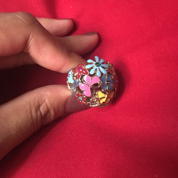 Colorful Flower Ring - Picture 2 of 6