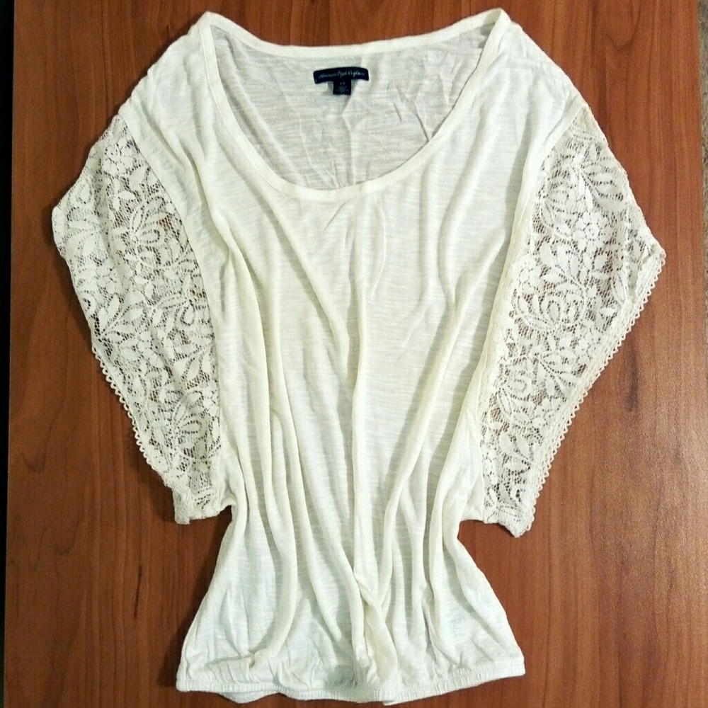 NWOT Lace Sleeves Top