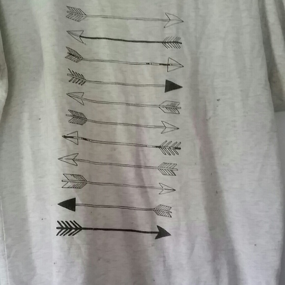 Arrow loose fitting womens top size medium - Picture 5 of 6