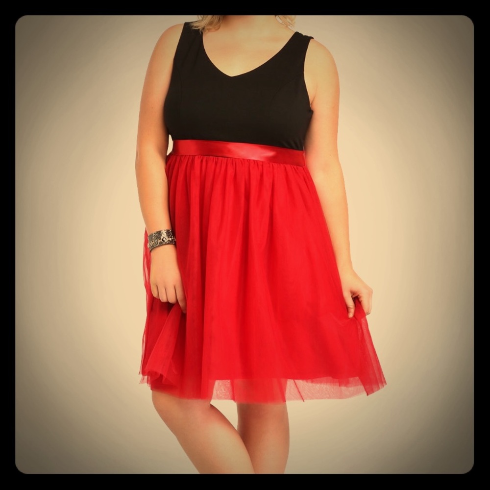 Tulle skirt party dress