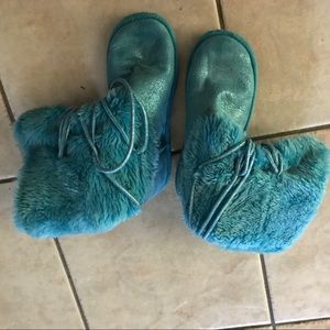 Fuzzy blue boots
