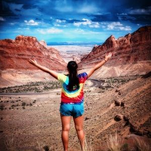 Meet your Posher, Chloe