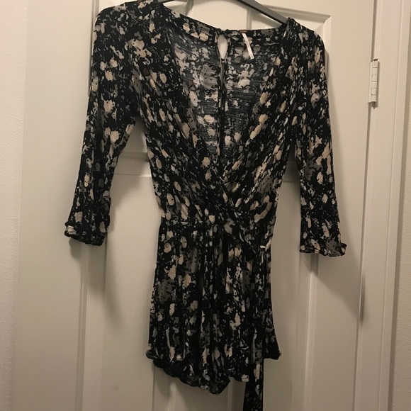 SOLD! free people romper - Picture 2 of 2