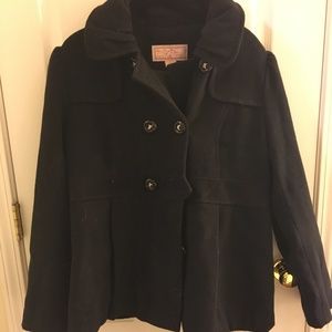 Size XL black coat