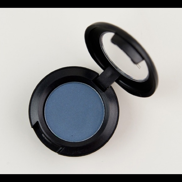 MAC Cosmetics Makeup - Mac Parisian Skies Eyeshadow MAC Cosmetics Makeup - Mac Parisian Skies Eyeshadow