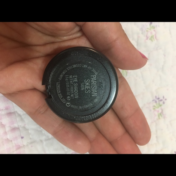 MAC Cosmetics Makeup - Mac Parisian Skies Eyeshadow MAC Cosmetics Makeup - Mac Parisian Skies Eyeshadow