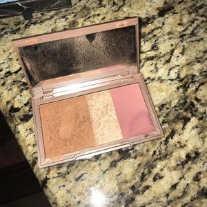 Naked urban decay flushed pallet