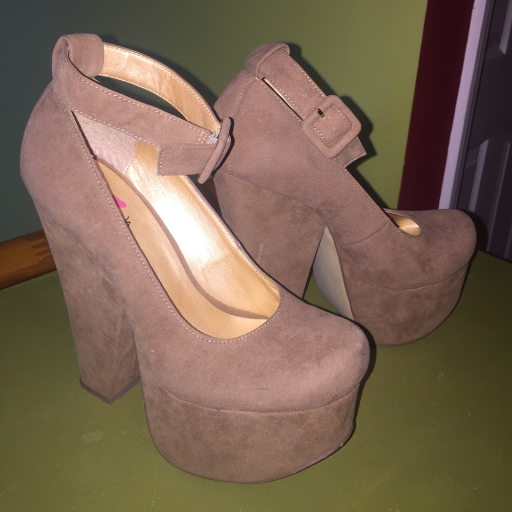 Platform shoe