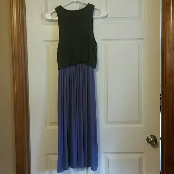 LOFT Petite Midi Dress - Picture 2 of 3