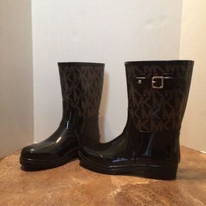 MICHAEL KORS RAIN BOOTS (OFFERS ACCEPTED)