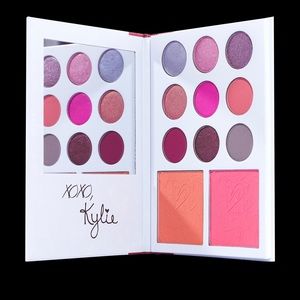 KYLIE Cosmetics "Kylie's Diary"