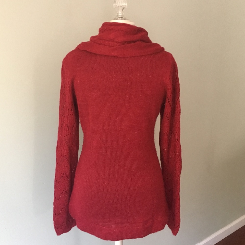 Red sweater - Picture 3 of 4