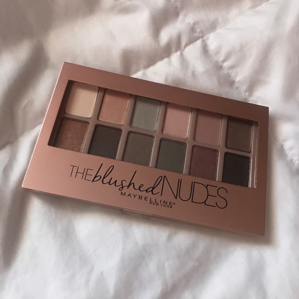 The Blushed Nudes palette by Maybelline