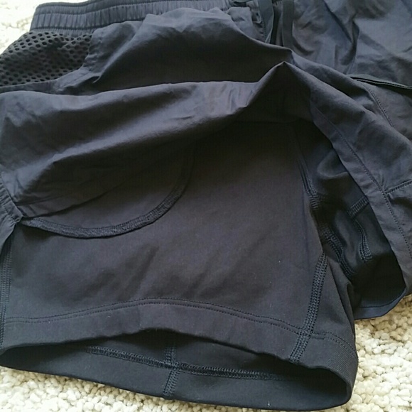 Victoria's Secret VSX sport short size S - Picture 7 of 7