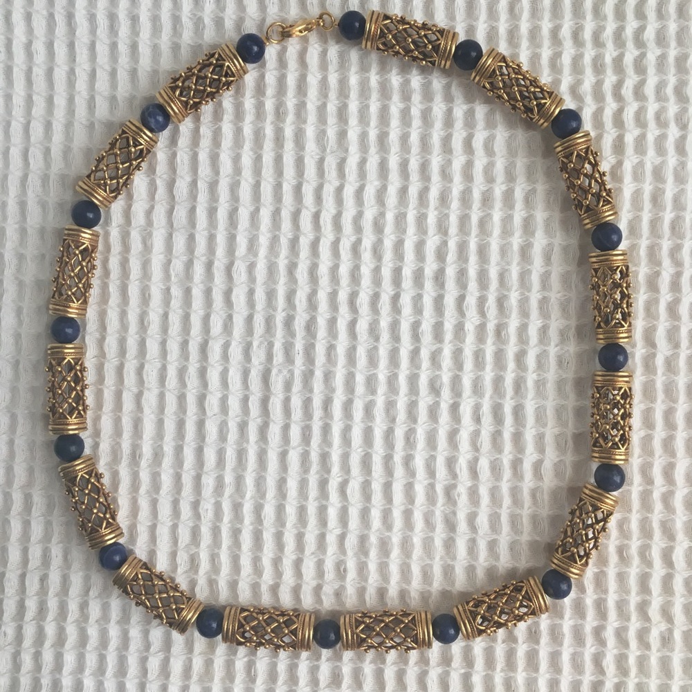 Gold and lapis necklace
