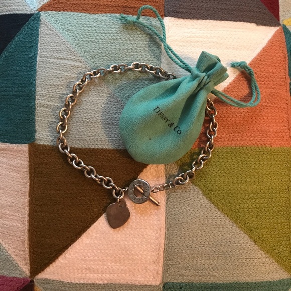 Tiffany & co. heart tag toggle necklace authentic - Picture 3 of 6
