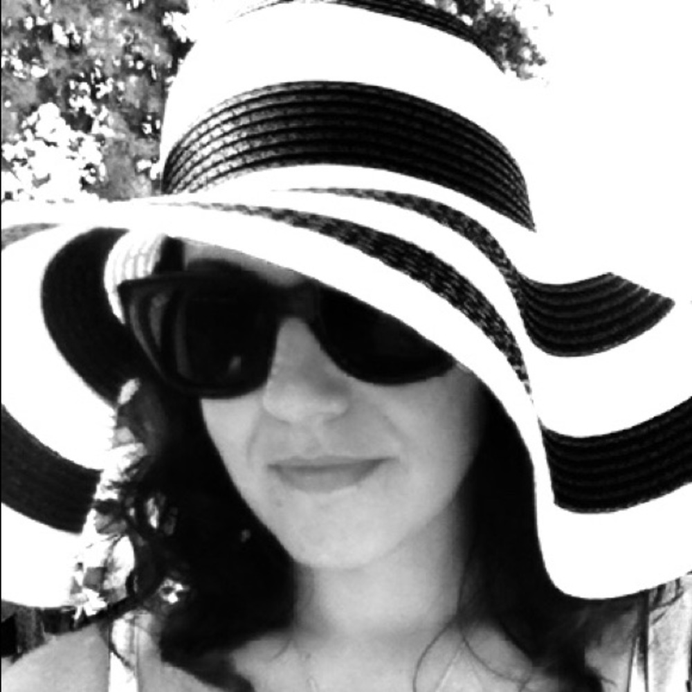 Meet your Posher, Gina