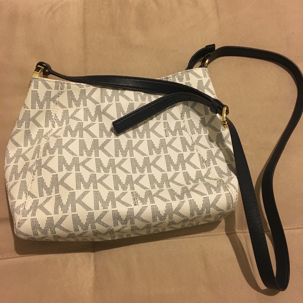 Michael Kors monogram purse