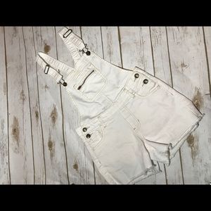 Jordache Girls white short overalls. Size 10/12