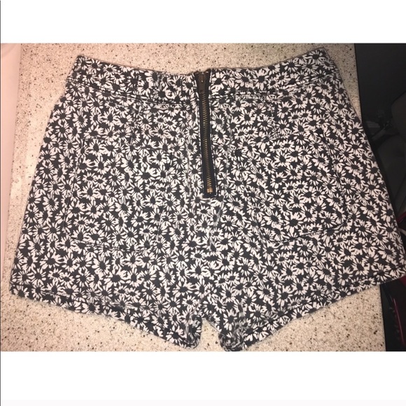 Pacsun bullhead daisy hipster high waisted shorts - Picture 5 of 5