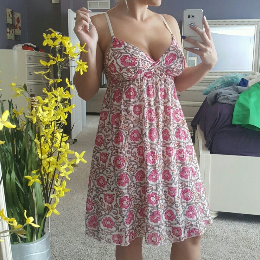 Floral maternity dress
