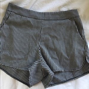 Brandy Melville gingham shorts!