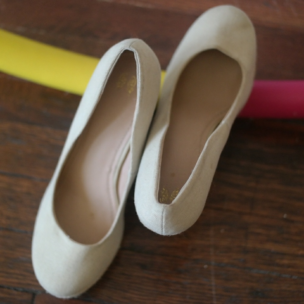 CREAM PLATFORM WEDGES