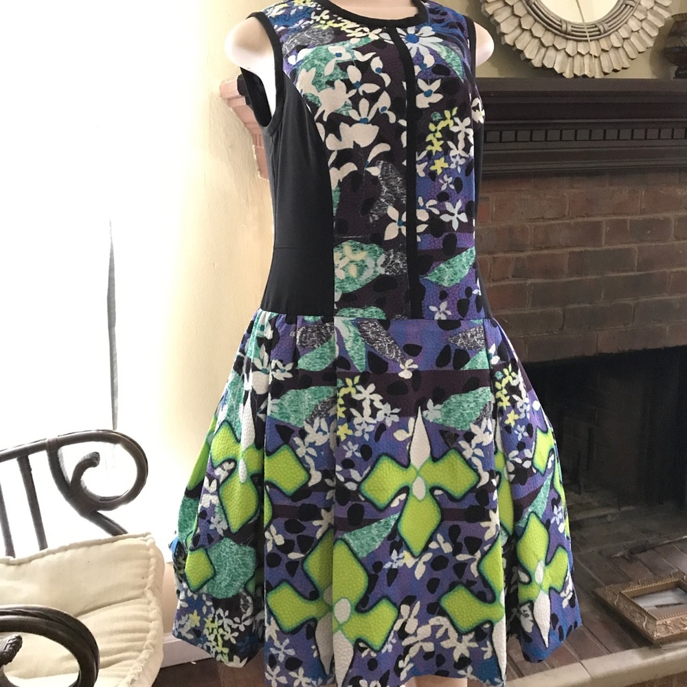Cool Floral Sleeveless Peter Pilotto Dress