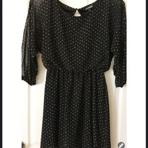 Express Printed Black Dress with 3/4 Length Sleeve